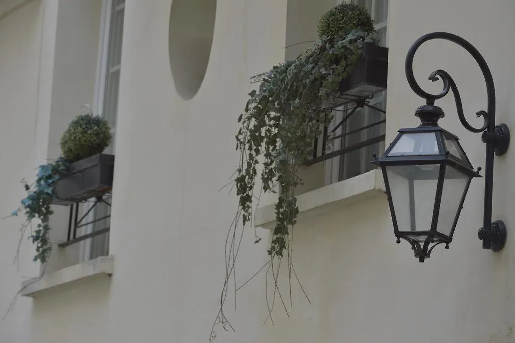Unic Renoir Saint Germain Paris
