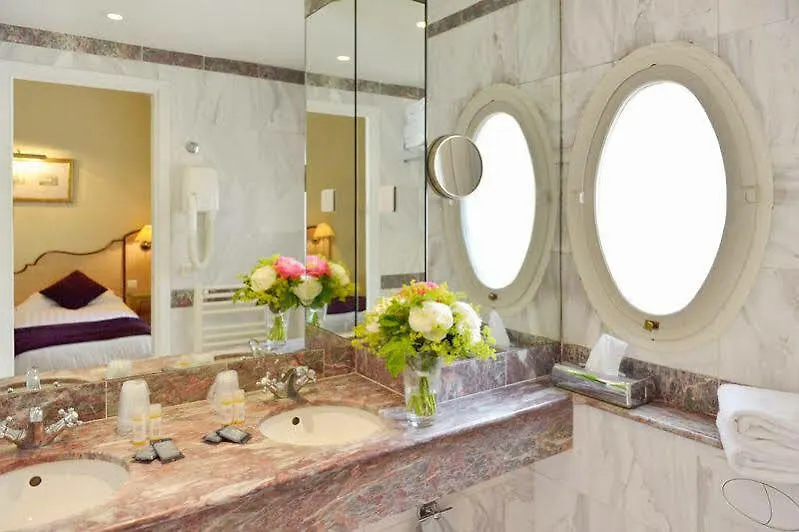 Unic Renoir Saint Germain Hotel 3*